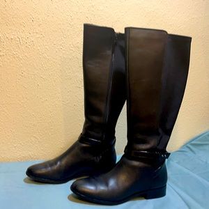 White House Black Market Ranger riding boots. Black with ankle detail strap. 9M